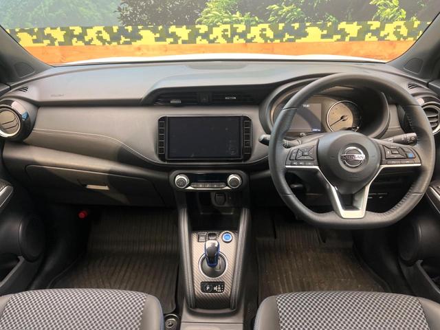 キックス X 禁煙車 エアロ 全周囲カメラ 衝突被害軽減システム レーダークルーズ ハーフレザーシート コーナーセンサー スマートキー LEDヘッド ビルトインETC 純正17インチアルミ オートライト(2枚目)