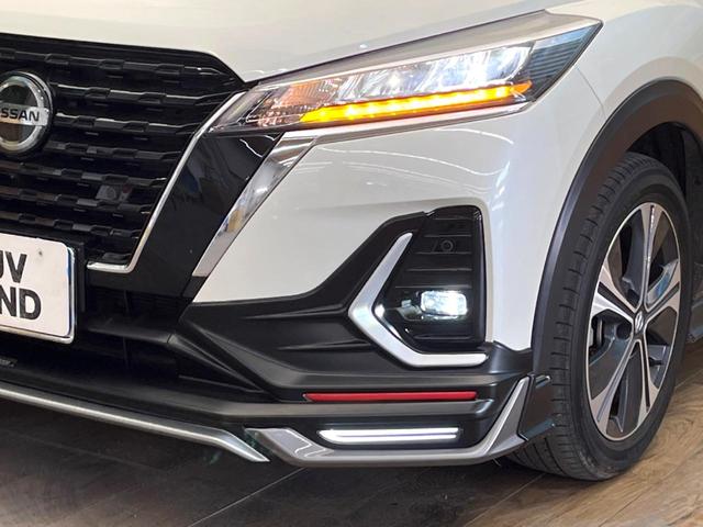 キックス X 禁煙車 エアロ 全周囲カメラ 衝突被害軽減システム レーダークルーズ ハーフレザーシート コーナーセンサー スマートキー LEDヘッド ビルトインETC 純正17インチアルミ オートライト(3枚目)