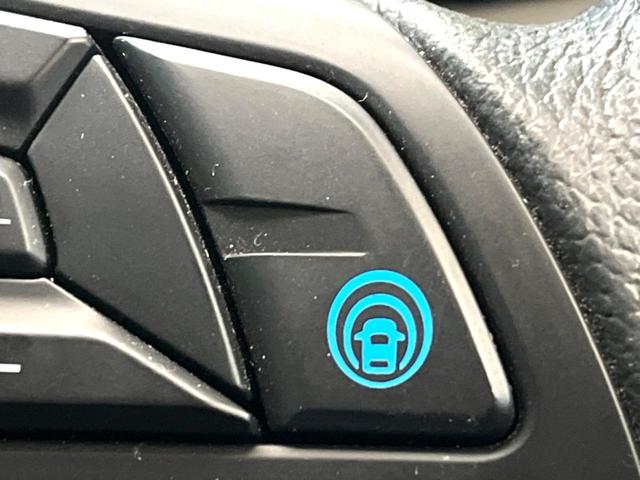 キックス X 禁煙車 エアロ 全周囲カメラ 衝突被害軽減システム レーダークルーズ ハーフレザーシート コーナーセンサー スマートキー LEDヘッド ビルトインETC 純正17インチアルミ オートライト(6枚目)