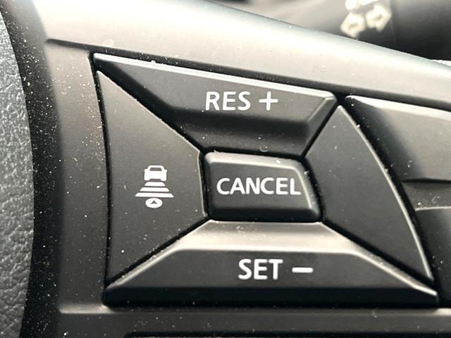 キックス X 禁煙車 エアロ 全周囲カメラ 衝突被害軽減システム レーダークルーズ ハーフレザーシート コーナーセンサー スマートキー LEDヘッド ビルトインETC 純正17インチアルミ オートライト(42枚目)