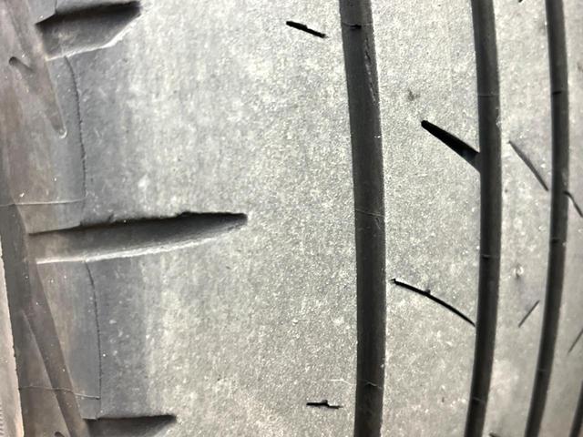 セレナ ｅ－パワー　オーテック　セーフティパッケージ　純正１０インチナビ　後席モニター　インテリジェントエマージェンシーブレーキ　プロパイロット　両側電動スライドドア　ドラレコ　コーナーセンサー　スマートキー　ＬＥＤヘッド　ＥＴＣ　車線逸脱警報（26枚目）