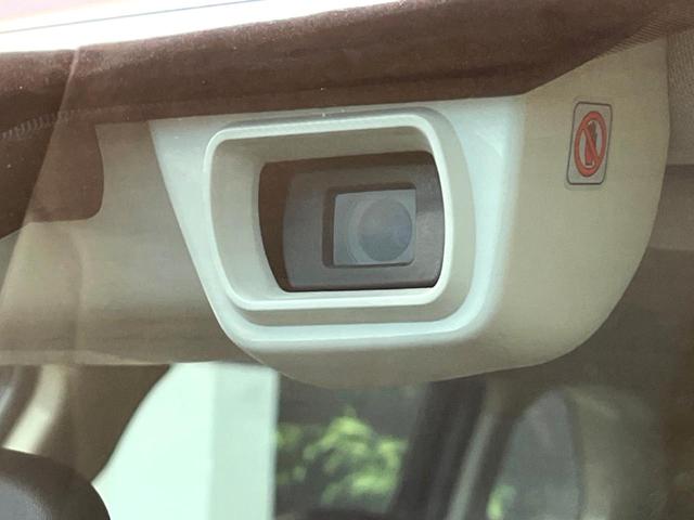 �y�A�C�T�C�g�u�����Q�z�O���̎ԗ��������m���A�Փ˂������Ȏ��͌x��Œ��ӂ𑣂��A�u���[�L�𓥂ޗ͂��T�|�[�g�B�u���[�L�𓥂߂Ȃ������ꍇ�͏Փ˔�Q�y���u���[�L���쓮�A�Փˉ�����T�|�[�g���܂��B