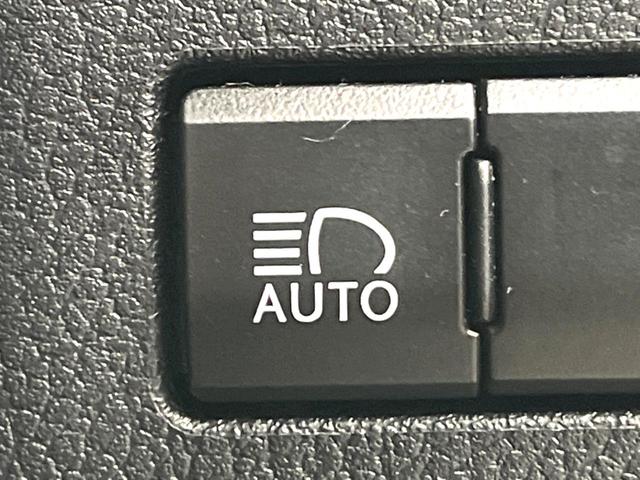 ＮＸ ＮＸ３００ｈ　バージョンＬ　禁煙車　全周囲カメラ　１００Ｖ電源　衝突被害軽減システム　レーダークルーズ　電動リアゲート　レザーシート　前席シートエアコン　ドラレコ　コーナーセンサー　スマートキー　ＬＥＤヘッド　ＥＴＣ２．０（50枚目）