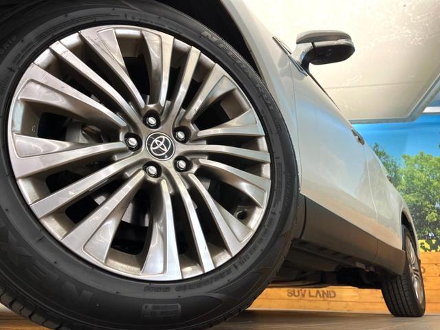 �y�����P�X�C���`�A���~�z�C�[���z�O�ςɃ}�b�`���������A���~�z�C�[���𑕒����Ă���܂��B�e��ЊO�A���~�z�C�[����A�X�^�b�h���X�^�C�����戵�����Ă���܂��B���񂲑��k����������