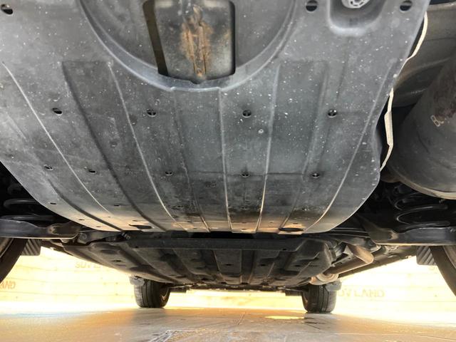 ヴェゼル ハイブリッドＲＳ・ホンダセンシング　禁煙車　純正ナビ　バックカメラ　ホンダセンシング　パドルシフト　アダプティブクルーズ　純正１８インチアルミ　ＬＥＤヘッドライト　ハーフレザーシート　ＥＴＣ　シートヒーター　車線逸脱防止（20枚目）