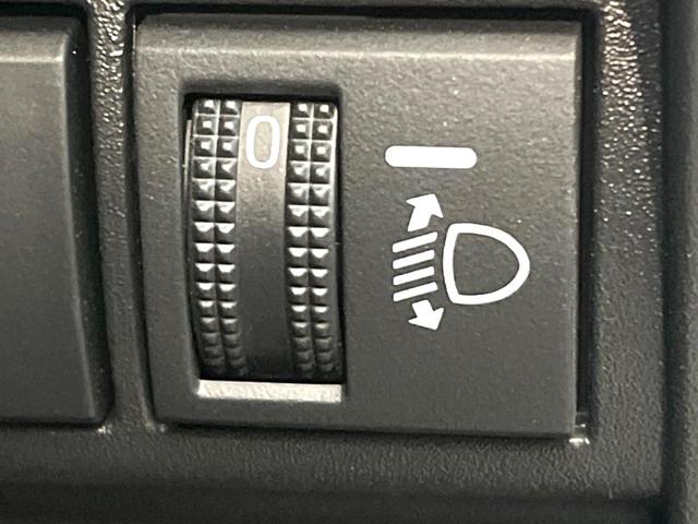 ヤリスクロス ハイブリッドＺ　禁煙車　８型ディスプレイオーディオ　セーフティセンス　レーダークルーズ　シーケンシャルターンランプ　ＢＳＭ　ブラインドスポットモニター　純正１８インチアルミ　ハーフレザーシート（42枚目）