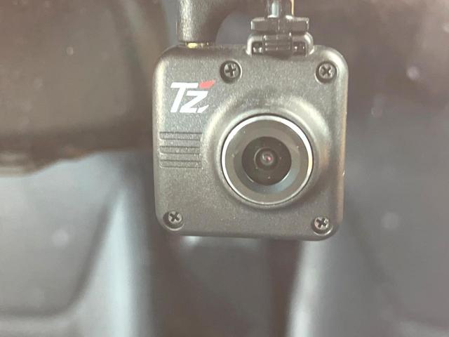 ヤリスクロス ハイブリッドＺ　禁煙車　８型ディスプレイオーディオ　セーフティセンス　レーダークルーズ　シーケンシャルターンランプ　ＢＳＭ　ブラインドスポットモニター　純正１８インチアルミ　ハーフレザーシート（68枚目）