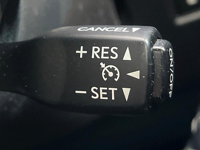 �y�N���[�Y�R���g���[���z�������H�����N���N���s�B�A�N�Z���𗣂��Ă���葬�x�ő��s���ł��A�������^�]���̕��S���y���I�����E�������ȒP�ȃX�C�b�`����Œ����ł��܂��B