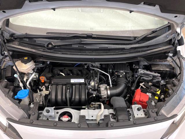 フリードハイブリッド ハイブリッド・Ｇホンダセンシング　禁煙車　両側電動ドア　純正ＳＤナビ　バックカメラ　衝突被害軽減システム　レーダークルーズ　ドラレコ　コーナーセンサー　スマートキー　ＬＥＤヘッド　ビルトインＥＴＣ　純正１５インチアルミ　車線逸脱警報（17枚目）
