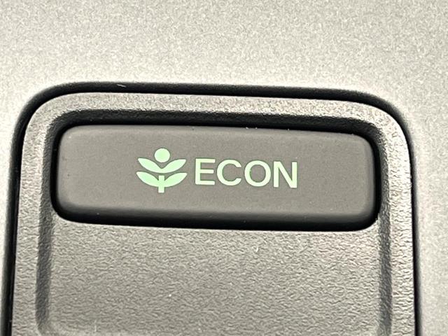 フリード クロスター　登録済未使用車　両側電動ドア　衝突被害軽減システム　レーダークルーズ　シートヒーター　コーナーセンサー　スマートキー　ＬＥＤヘッド　純正１５インチアルミ　オートハイビーム　車線逸脱警報　オートライト（51枚目）