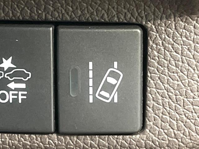 フリードハイブリッド ハイブリッド・Ｇホンダセンシング　両側電動ドア　ＳＤナビ　バックカメラ　衝突被害軽減システム　レーダークルーズ　禁煙車　コーナーセンサー　スマートキー　ＬＥＤヘッド　ビルトインＥＴＣ　車線逸脱警報　オートライト　オートエアコン（41枚目）