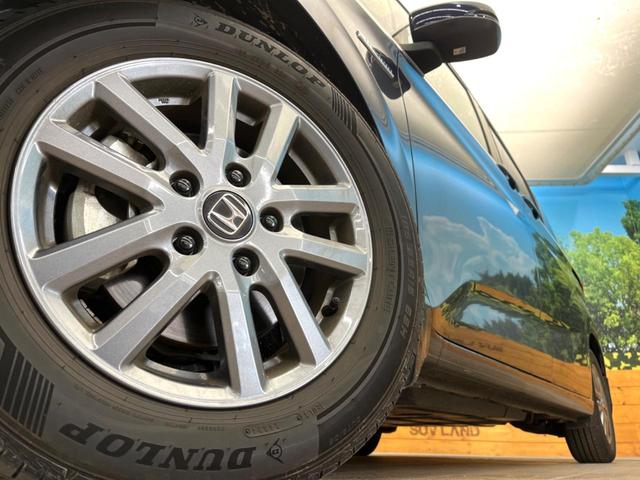 フリードハイブリッド ハイブリッド・Ｇホンダセンシング　禁煙車　両側電動ドア　バックカメラ　衝突被害軽減システム　レーダークルーズ　ドラレコ　スマートキー　ＬＥＤヘッド　ビルトインＥＴＣ　純正１５インチアルミ　車線逸脱警報　オートライト　オートエアコン（14枚目）