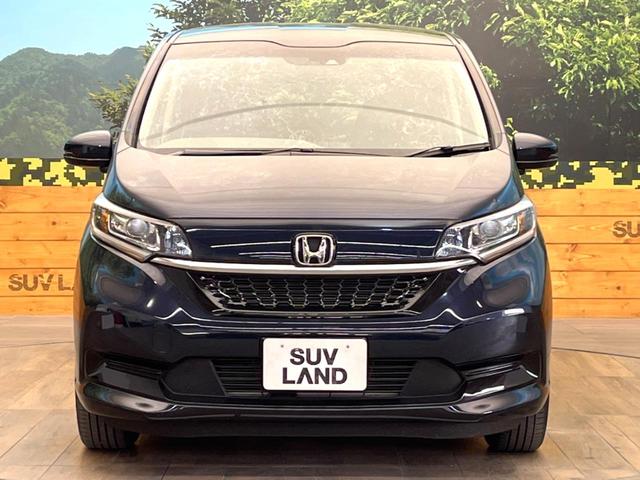 フリードハイブリッド ハイブリッド・Ｇホンダセンシング　禁煙車　両側電動ドア　バックカメラ　衝突被害軽減システム　レーダークルーズ　ドラレコ　スマートキー　ＬＥＤヘッド　ビルトインＥＴＣ　純正１５インチアルミ　車線逸脱警報　オートライト　オートエアコン（15枚目）