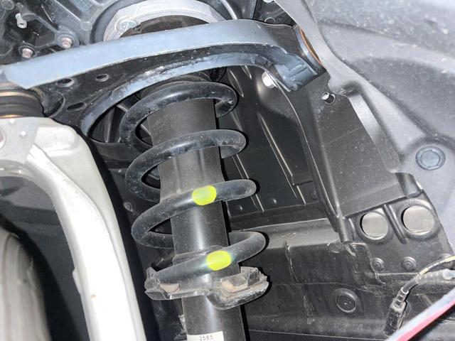 ＣＸ－６０ ＸＤ－ハイブリッド　プレミアムスポーツ　禁煙車　４ＷＤ　ターボ　ディーゼル（軽油）　サンルーフ　全周囲カメラ　ＢＯＳＥサウンド　衝突被害軽減システム　レーダークルーズ　電動リアゲート　レザーシート　全席シートヒーター　前席シートエアコン（20枚目）