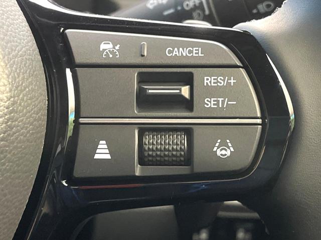 �y�A�_�v�e�B�u�N���[�Y�R���g���[���z�������H�ł̒��������s���y�ɁI�I�����ő��x��ۂN���[�Y�R���g���[�����A�Փˌy���V�X�e���ƘA�g���A�O���̎ԗ������m���ĎԊԂ�ۂ悤�ɑ��x���߂��Ă���܂��I�I