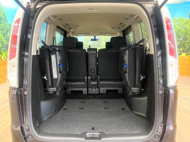 セレナ ハイウェイスター　禁煙車　両側電動ドア　純正ＨＤＤナビ　バックカメラ　スマートキー　ＥＴＣ　クルコン　純正１６インチアルミ　オートライト　オートエアコン　Ｂｌｕｅｔｏｏｔｈ　ＣＤ　ＤＶＤ再生　フルセグ（11枚目）