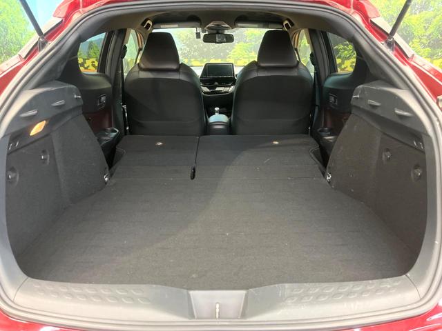 Ｃ－ＨＲ Ｇ　禁煙車　９インチ純正ＳＤナビ　バックカメラ　トヨタセーフティセンス　レーダークルーズ　ハーフレザーシート　ドラレコ　コーナーセンサー　スマートキー　ＬＥＤヘッド　ビルトインＥＴＣ　純正１８インチアルミ（10枚目）