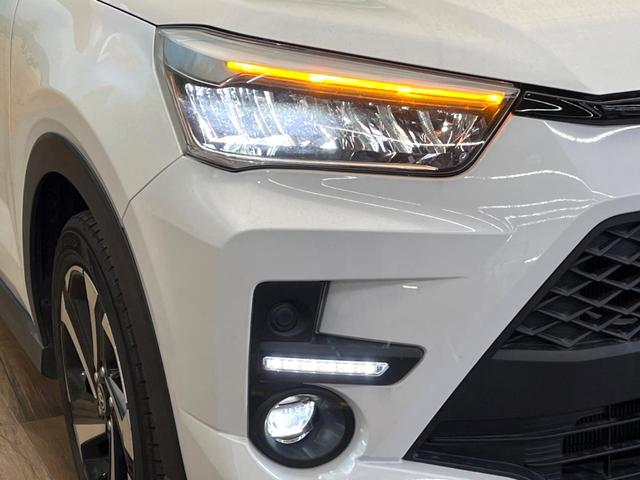 ライズ Ｚ　禁煙車　純正ＳＤナビ　バックカメラ　衝突被害軽減システム　レーダークルーズ　コーナーセンサー　スマートキー　ＬＥＤヘッド　純正　車線逸脱警報　オートライト　デュアルエアコン　Ｂｌｕｅｔｏｏｔｈ（12枚目）