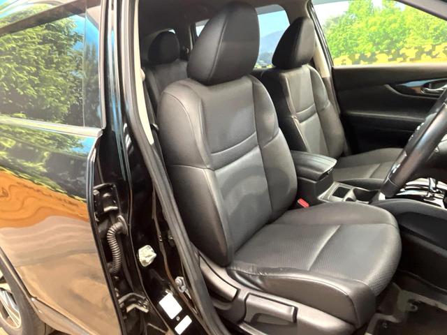 エクストレイル ２０Ｘ　全周囲カメラ　衝突被害軽減システム　電動リアゲート　ハーフレザーシート　ドラレコ　コーナーセンサー　スマートキー　ＬＥＤヘッド　ビルトインＥＴＣ　純正１８インチアルミ　車線逸脱警報　オートライト（8枚目）