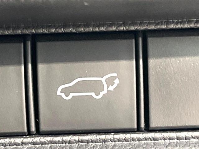 ＬＢＸ リラックス　禁煙車　純正１０．３インチナビ　全周囲カメラ　プリクラッシュセーフティ　レーダークルーズ　レザーシート　パワーシート　コーナーセンサー　スマートキー　ＬＥＤヘッド　ＥＴＣ２．０　オートハイビーム（45枚目）