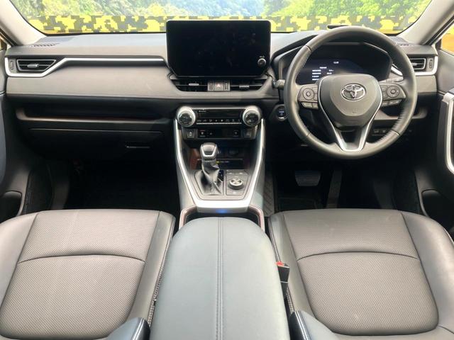 ＲＡＶ４ ハイブリッドＧ　禁煙車　フルエアロ　サンルーフ　４ＷＤ　１０．５インチディスプレイオーディオ　全周囲カメラ　トヨタセーフティ　レーダークルーズ　電動リアゲート　前席シートエアコン　ドラレコ　コーナーセンサー（2枚目）