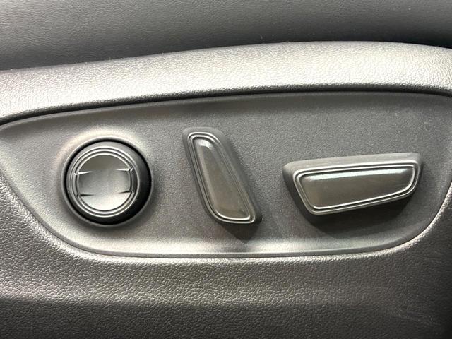 ＲＡＶ４ ハイブリッドＧ　禁煙車　フルエアロ　サンルーフ　４ＷＤ　１０．５インチディスプレイオーディオ　全周囲カメラ　トヨタセーフティ　レーダークルーズ　電動リアゲート　前席シートエアコン　ドラレコ　コーナーセンサー（46枚目）