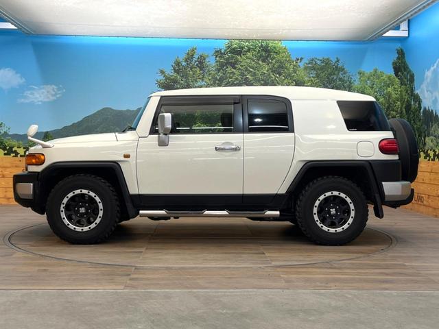 ＦＪクルーザー ベースグレード　禁煙車　４ＷＤ　ディスプレイオーディオ　バックカメラ　ドラレコ　コーナーセンサー　スマートキー　ＥＴＣ　１６インチスチールホイール　車線逸脱警報　Ｂｌｕｅｔｏｏｔｈ（22枚目）