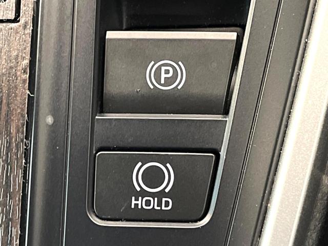 ノア ハイブリッドＳ－Ｚ　禁煙車　両側電動ドア　後席モニター　バックカメラ　衝突被害軽減システム　レーダークルーズ　ハーフレザーシート　コーナーセンサー　スマートキー　ＬＥＤヘッド　ビルトインＥＴＣ　純正１７インチアルミ（57枚目）