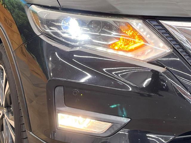 エクストレイル ２０Ｘｉ　禁煙車　純正ナビ　全周囲カメラ　エマージェンシーブレーキ　ドラレコ　コーナーセンサー　スマートキー　ＬＥＤヘッド　ビルトインＥＴＣ　純正１８インチアルミ　車線逸脱警報　オートライト（12枚目）