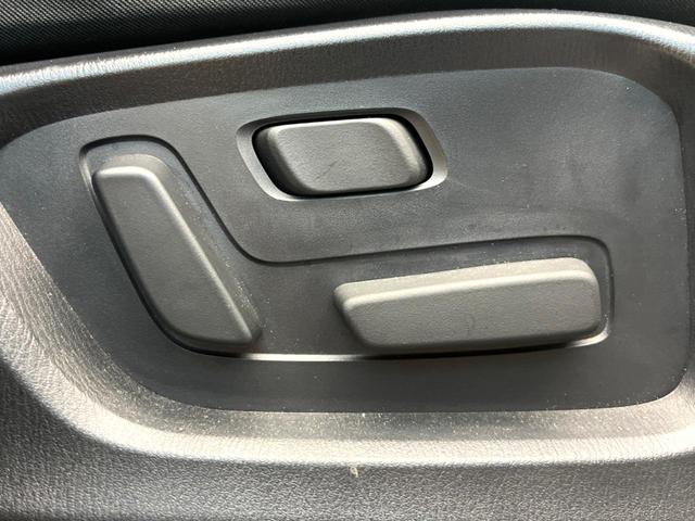 ＣＸ－５ ＸＤ　プロアクティブ　禁煙車　１０．２５型マツダコネクト　全周囲カメラ　パワーバックドア　ディーゼルターボ　純正１７インチアルミ　パドルシフト　クリアランスソナー　ＬＥＤヘッドライト　ＥＴＣ　オートハイビーム　ＥＴＣ（40枚目）
