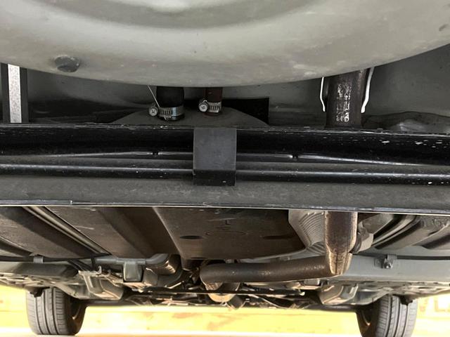 シエンタ Ｇ　セーフティーエディションＩＩ　禁煙車　両側電動スライドドア　１０インチＳＤナビ　後席モニター　バックカメラ　レザーシート　コーナーセンサー　スマートキー　ＬＥＤヘッド　ビルトインＥＴＣ　オートハイビーム　オートライト（19枚目）