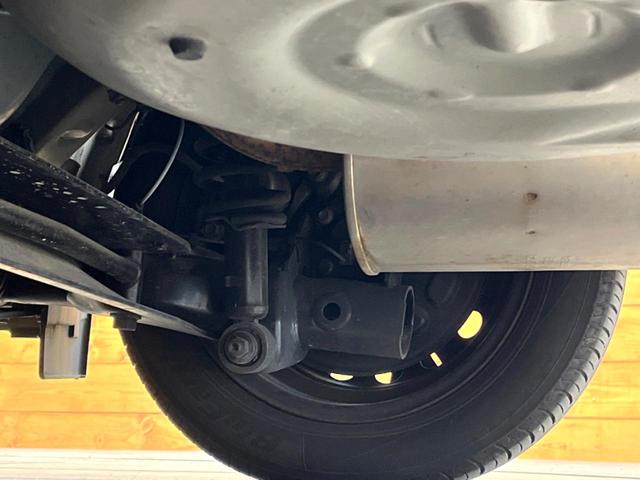 シエンタ Ｇ　セーフティーエディションＩＩ　禁煙車　両側電動スライドドア　１０インチＳＤナビ　後席モニター　バックカメラ　レザーシート　コーナーセンサー　スマートキー　ＬＥＤヘッド　ビルトインＥＴＣ　オートハイビーム　オートライト（32枚目）