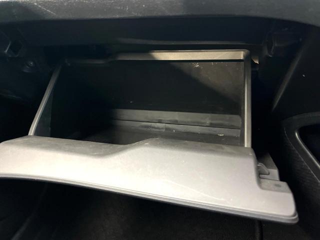 シエンタ Ｇ　セーフティーエディションＩＩ　禁煙車　両側電動スライドドア　１０インチＳＤナビ　後席モニター　バックカメラ　レザーシート　コーナーセンサー　スマートキー　ＬＥＤヘッド　ビルトインＥＴＣ　オートハイビーム　オートライト（51枚目）