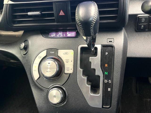 シエンタ Ｇ　セーフティーエディションＩＩ　禁煙車　両側電動スライドドア　１０インチＳＤナビ　後席モニター　バックカメラ　レザーシート　コーナーセンサー　スマートキー　ＬＥＤヘッド　ビルトインＥＴＣ　オートハイビーム　オートライト（55枚目）