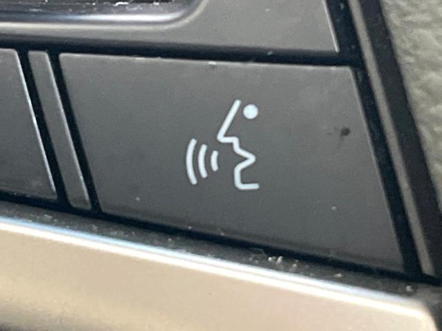 ランドクルーザープラド ＴＸ　Ｌパッケージ　マットブラックエディション　禁煙車　９インチメーカーナビ　４ＷＤ　ターボ　ディーゼル　サンルーフ　全周囲カメラ　衝突被害軽減システム　レーダークルーズ　レザーシート　前席シートエアコン　コーナーセンサー　ＬＥＤヘッド（50枚目）