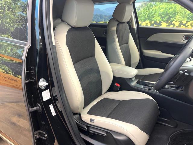 ヴェゼル e:HEV Z 禁煙車 全周囲カメラ 衝突被害軽減システム レーダークルーズ 電動リアゲート ハーフレザーシート コーナーセンサー スマートキー LEDヘッド ETC2.0 純正18インチアルミ(8枚目)