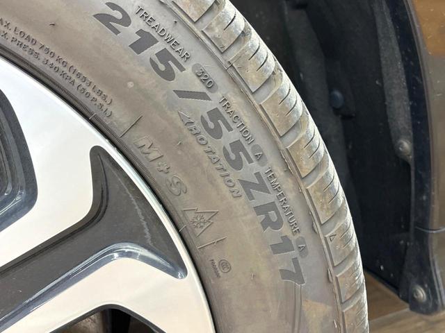 ヴェゼル ハイブリッドZ・ホンダセンシング 禁煙車 8インチ純正SDナビ バックカメラ ホンダセンシング ハーフレザーシート ドラレコ スマートキー LEDヘッド ルーフレール ビルトインETC 純正17インチアルミ オートハイビーム(24枚目)