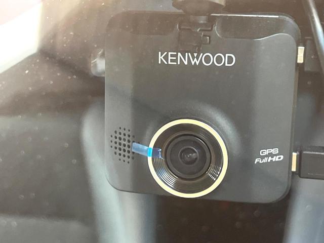 ヴェゼル ハイブリッドZ・ホンダセンシング 禁煙車 8インチ純正SDナビ バックカメラ ホンダセンシング ハーフレザーシート ドラレコ スマートキー LEDヘッド ルーフレール ビルトインETC 純正17インチアルミ オートハイビーム(65枚目)