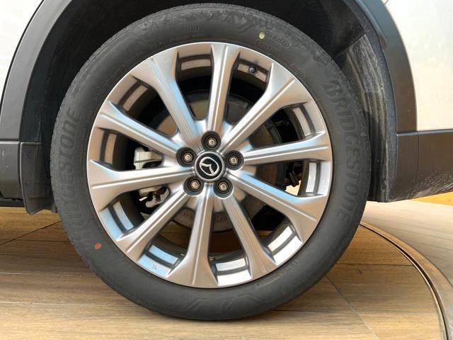 ＣＸ－６０ ＸＤ　Ｌパッケージ　禁煙車　ディーゼル　１２．３インチマツダコネクト　全周囲カメラ　ＳＣＢＳ　レーダークルーズ　電動リアゲート　レザーシート　全席シートヒーター　コーナーセンサー　スマートキー　ＬＥＤヘッド　ビルトイ（25枚目）