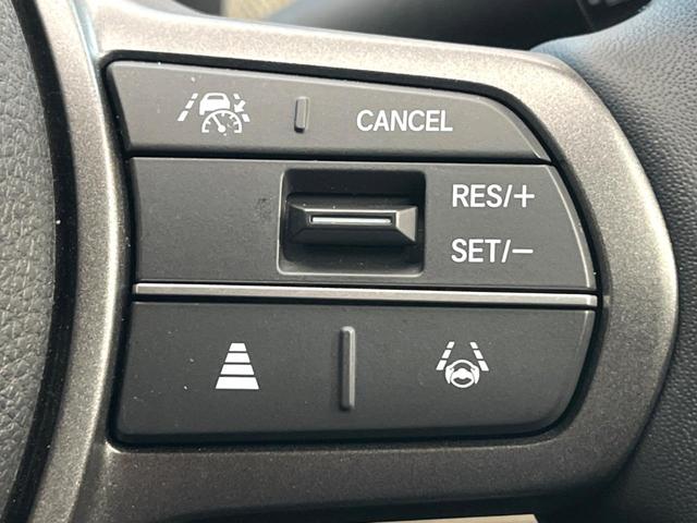 �y�A�_�v�e�B�u�N���[�Y�R���g���[���z�������H�ł̒��������s���y�ɁI�I�����ő��x��ۂN���[�Y�R���g���[�����A�Փˌy���V�X�e���ƘA�g���A�O���̎ԗ������m���ĎԊԂ�ۂ悤�ɑ��x���߂��Ă���܂��I�I