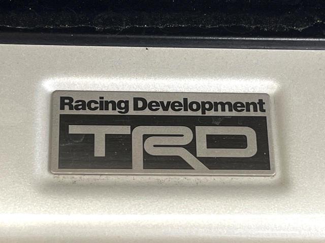 �y�s�q�c�G�A���z�l�C�̂s�q�c�G�A���𑕔��I�N���}�̊O�ς����X�^�C���b�V���ɂȂ�A�X���ő��݊����ӂ��P��Ɂ􏫗������ւ��鎞�ɂ����Z�[���ɉe�����₷���A���l����l�C�̑����ł��I