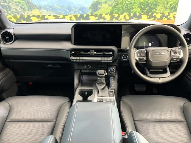 ＶＸ　禁煙車　４ＷＤ　ターボ　ディーゼル　７人乗り　サンルーフ　純正１２．３型ディスプレイ　全周囲カメラ　トヨタセーフティセンス　レーダークルーズ　電動リアゲート　レザーシート　シートエアコン　パワーシート（画像2）