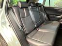 後部座席も気になるようなキズ・汚れやへたり等、大きなダメージはなく、良好な状態です。