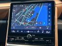 リラックス　禁煙車　純正９．８型ディスプレイ　全周囲カメラ　セーフティシステムプラス　レーダークルーズ　ヘッドアップディスプレイ　本革シート　パワーバックドア　ＬＥＤヘッド　純正１８インチアルミ（33枚目）