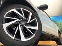 ハイブリッドＲＳ・ホンダセンシング　禁煙車　純正７インチナビ　バックカメラ　ホンダセンシング　ハーフレザーシート　ドラレコ　スマートキー　ＬＥＤヘッド　ビルトインＥＴＣ　純正１８インチアルミ　車線逸脱警報　オートライト（13枚目）
