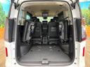 後席を格納すると、これだけの広さが！シーンに合わせたシートアレンジで、大きな荷物も積むことが出来ます♪