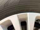 Ｘ　禁煙車　８インチディスプレイオーディオ　全周囲カメラ　後席モニター　両側電動スライドドア　トヨタセーフティ　レーダークルーズ　コーナーセンサー　スマートキー　ＥＴＣ２．０　オートハイビーム（27枚目）
