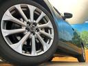 【純正20インチアルミホイール】外観にマッチした純正アルミホイールを装着しております。各種社外アルミホイールや、スタッドレスタイヤも取扱いしております。是非ご相談ください♪
