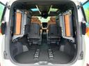 後席を格納すると、これだけの広さが！シーンに合わせたシートアレンジで、大きな荷物も積むことが出来ます♪