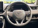 インテリアに合わせたデザインのステアリングは、運転される方のことも考え、運転しやすい形状、大きさです。是非一度、実際に触ってお確かめください。